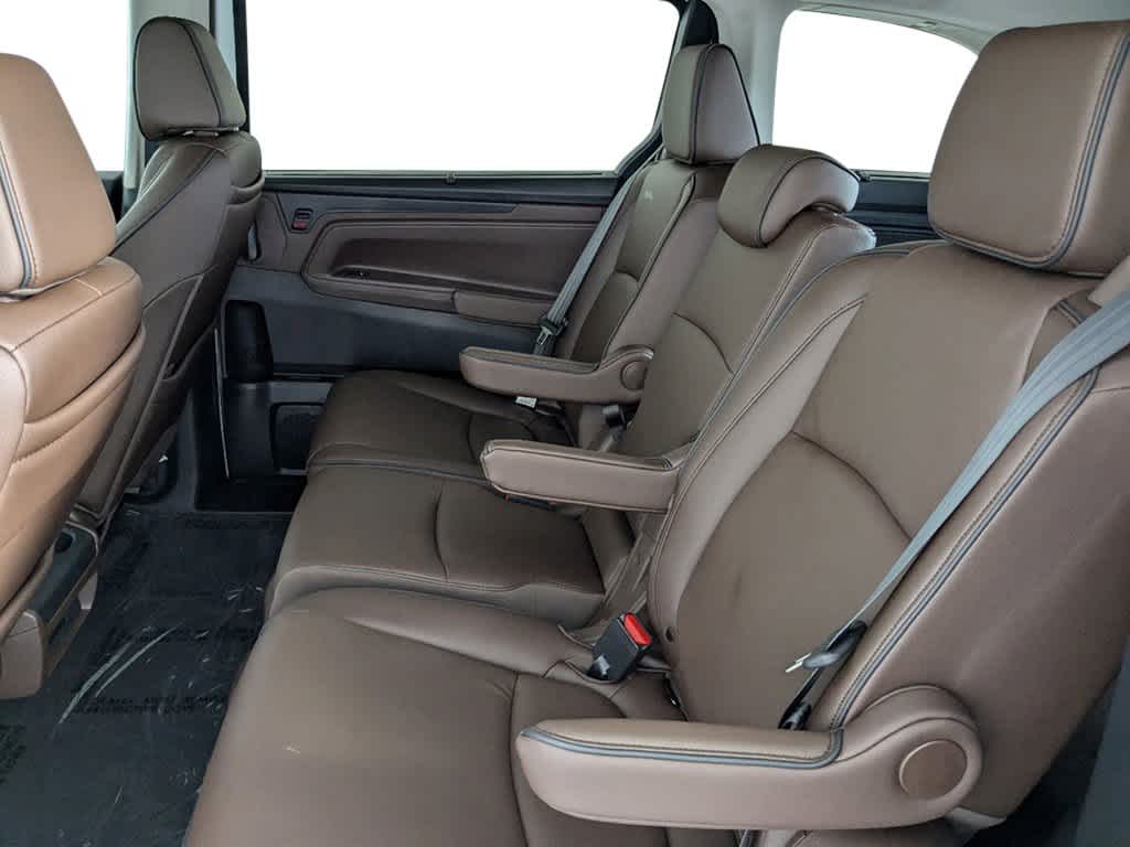 2025 Honda Odyssey Touring 27