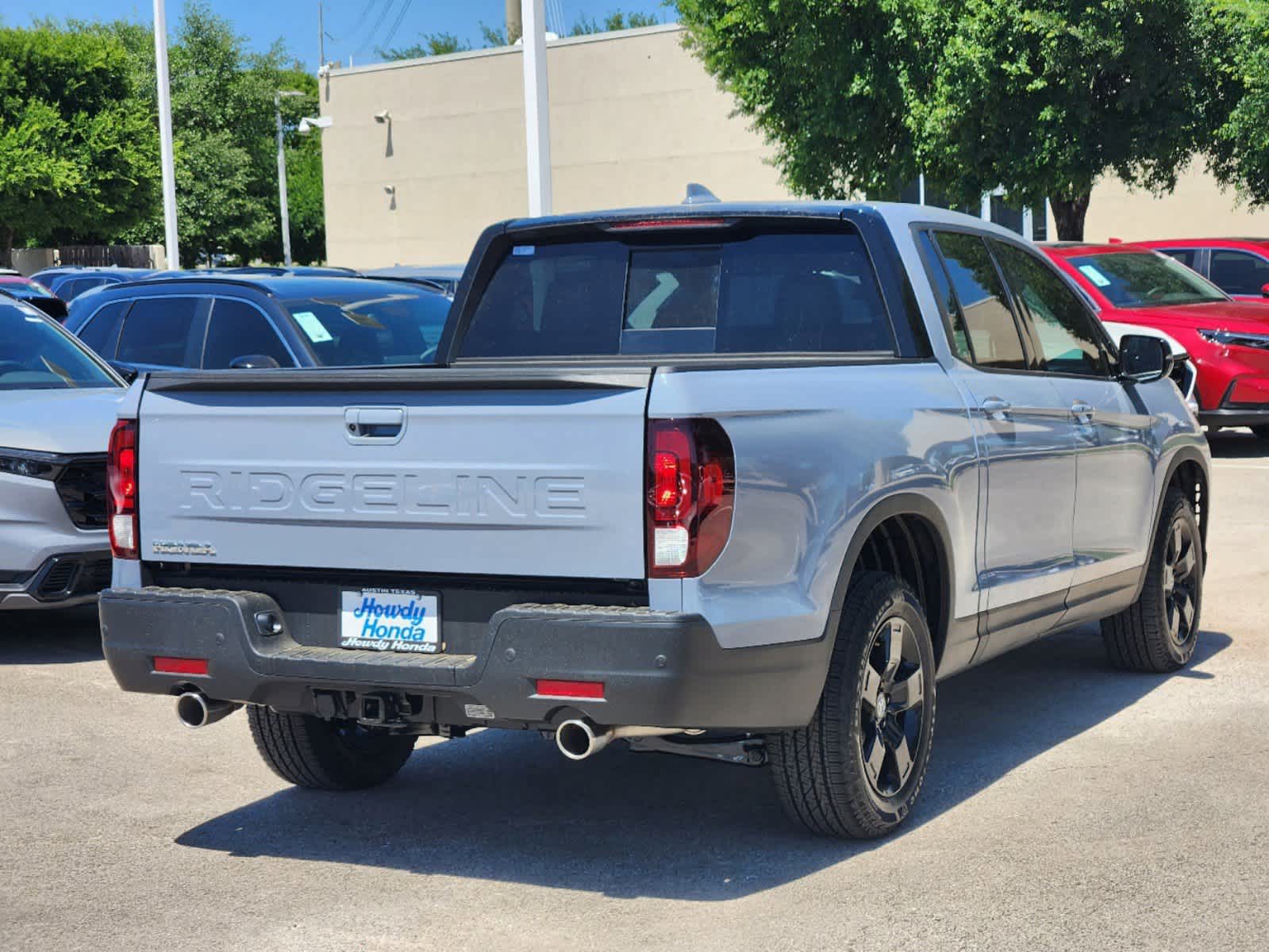 2025 Honda Ridgeline Black Edition AWD 6