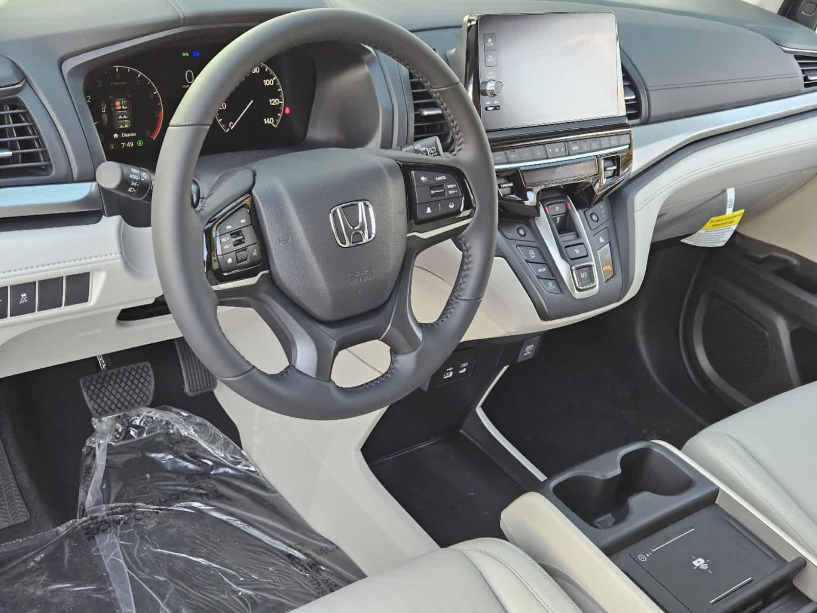 2025 Honda Odyssey EX-L 2