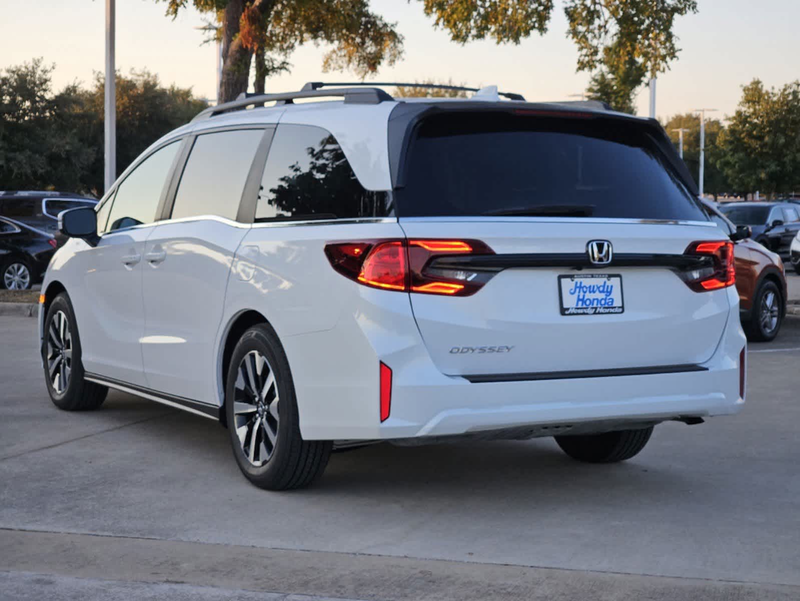 2025 Honda Odyssey EX-L 4