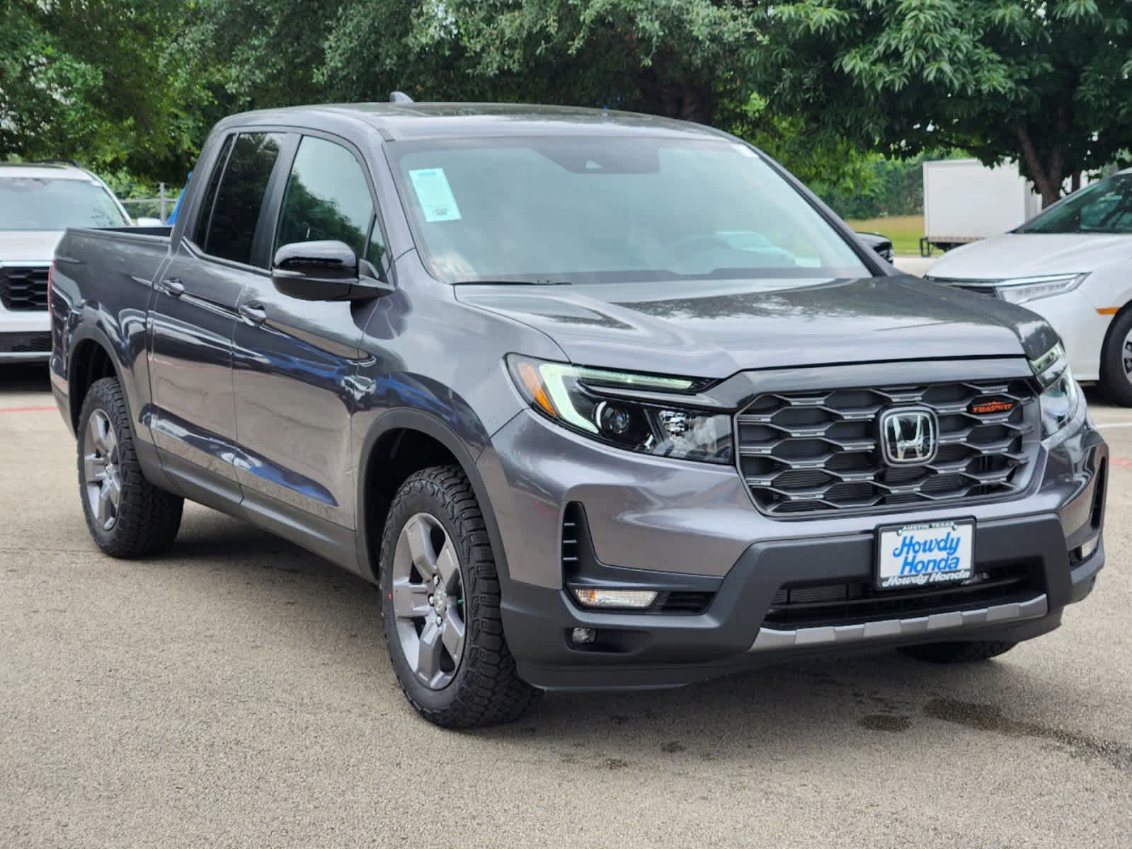 2025 Honda Ridgeline TrailSport AWD 3