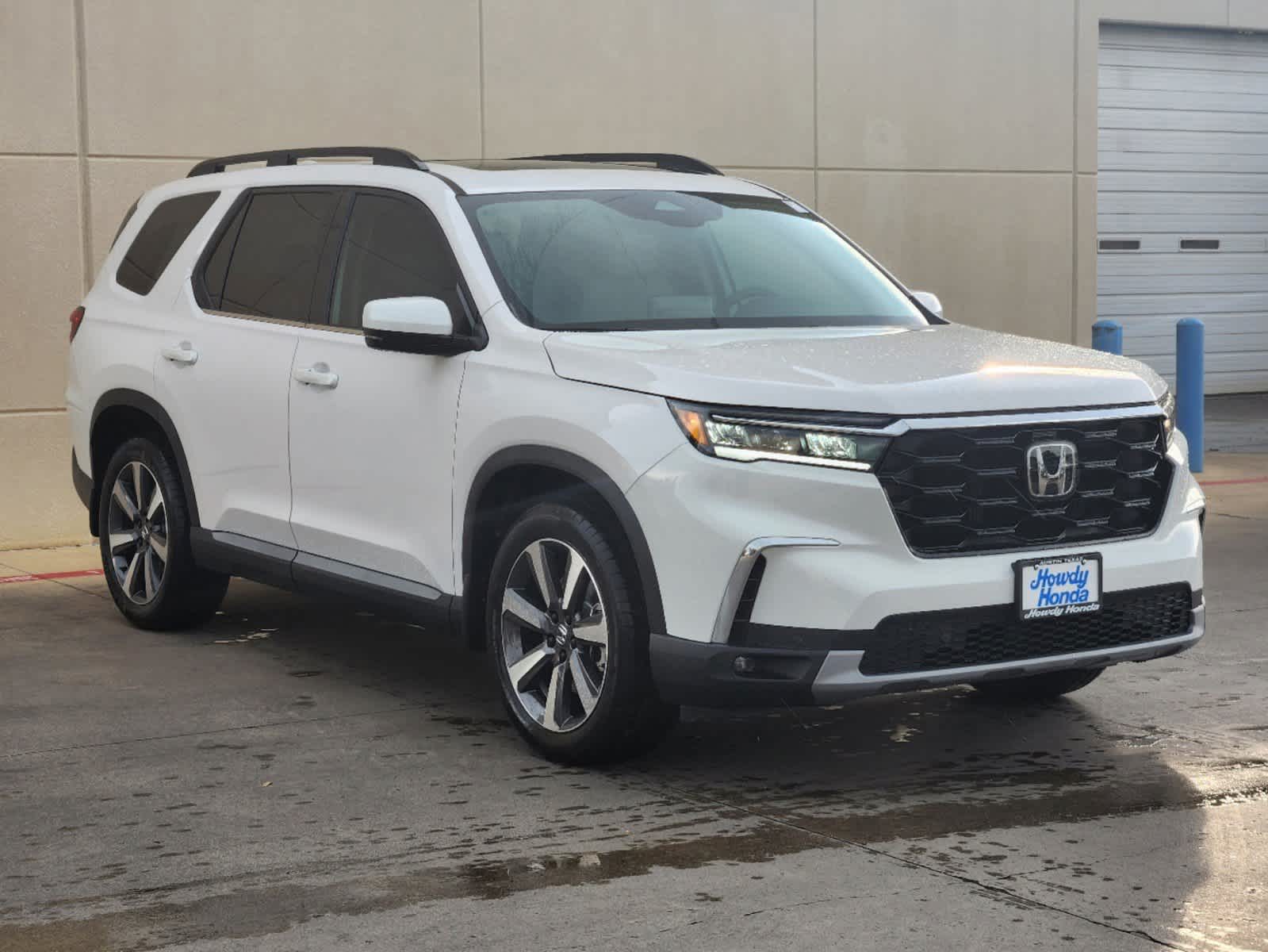 2025 Honda Pilot Touring 3