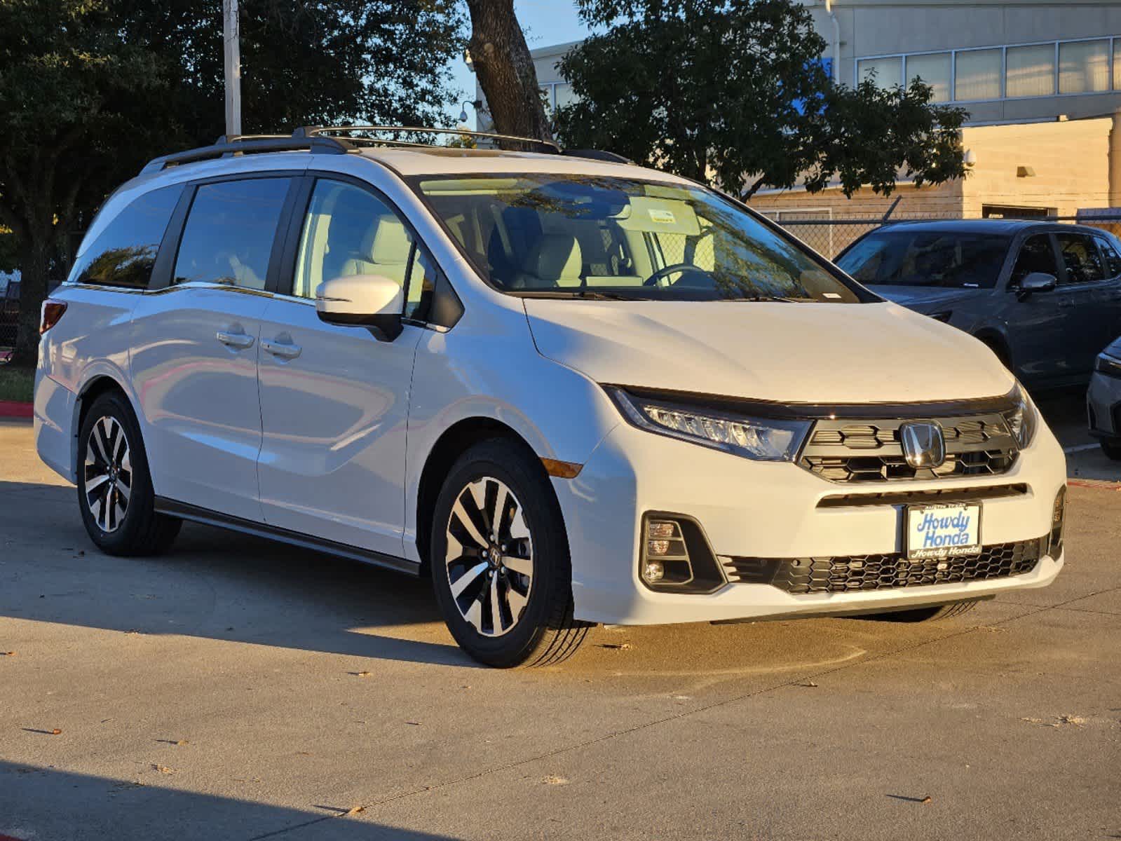 2025 Honda Odyssey EX-L 3