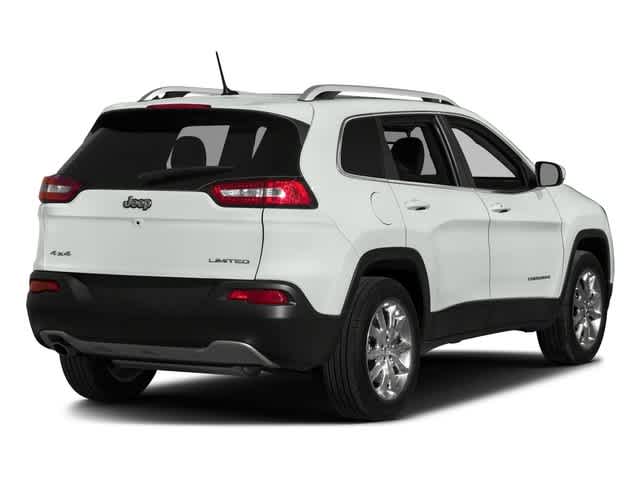 2017 Jeep Cherokee Altitude 2