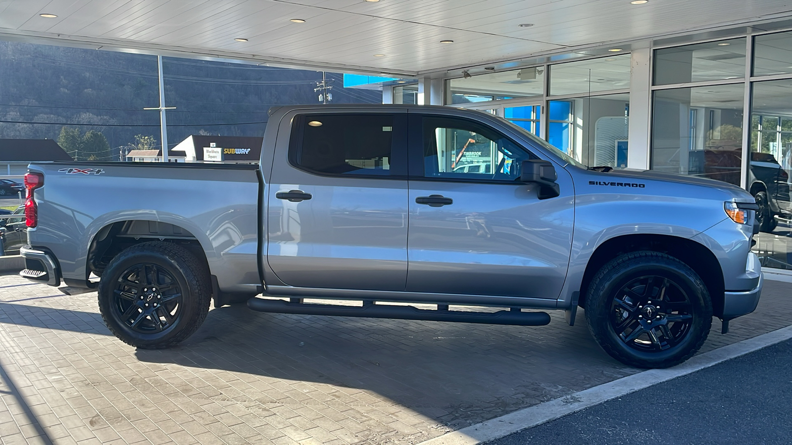 2024 Chevrolet Silverado 1500 Custom 2