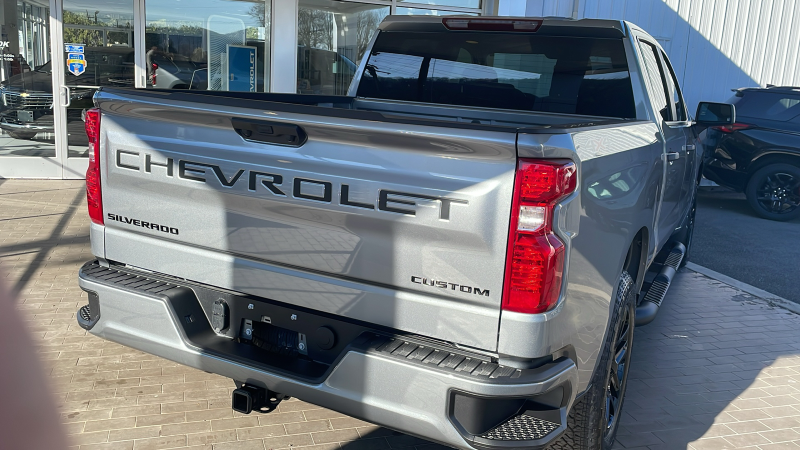 2024 Chevrolet Silverado 1500 Custom 3