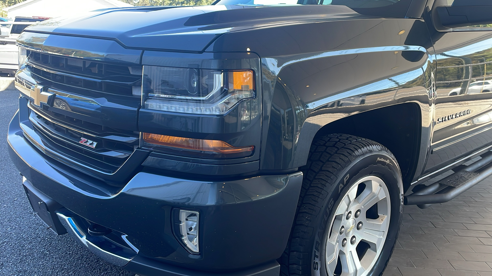 2017 Chevrolet Silverado 1500 LT 9