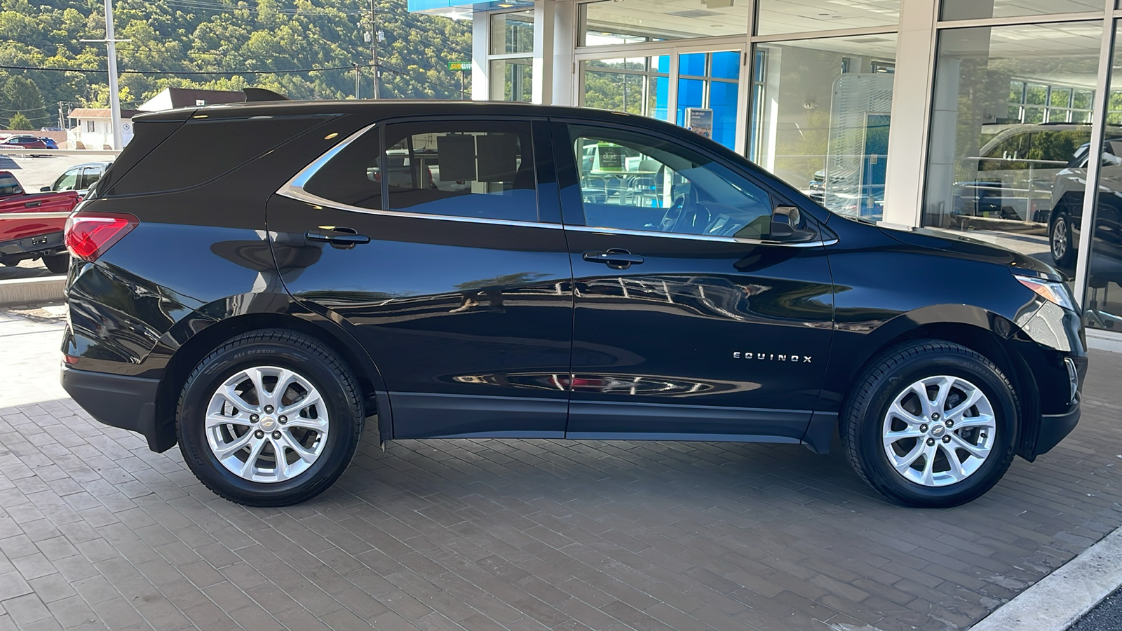 2020 Chevrolet Equinox LT 2