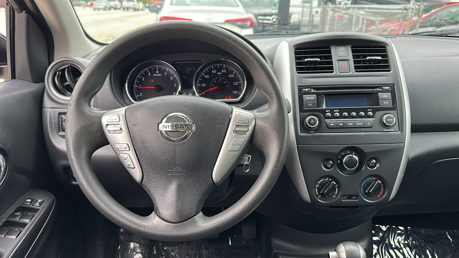 2016 Nissan Versa 1.6 SV 21