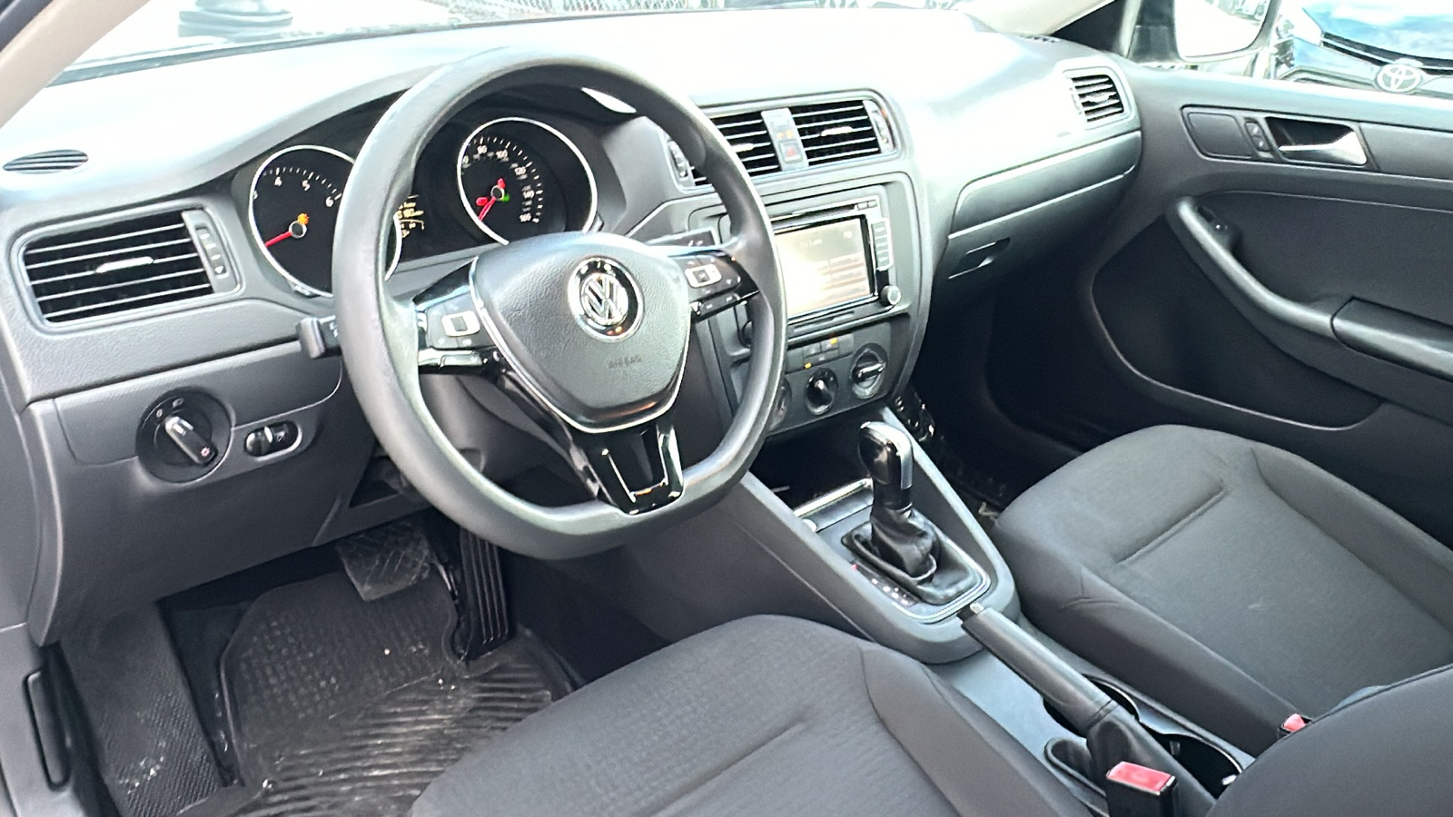 2015 Volkswagen Jetta  15
