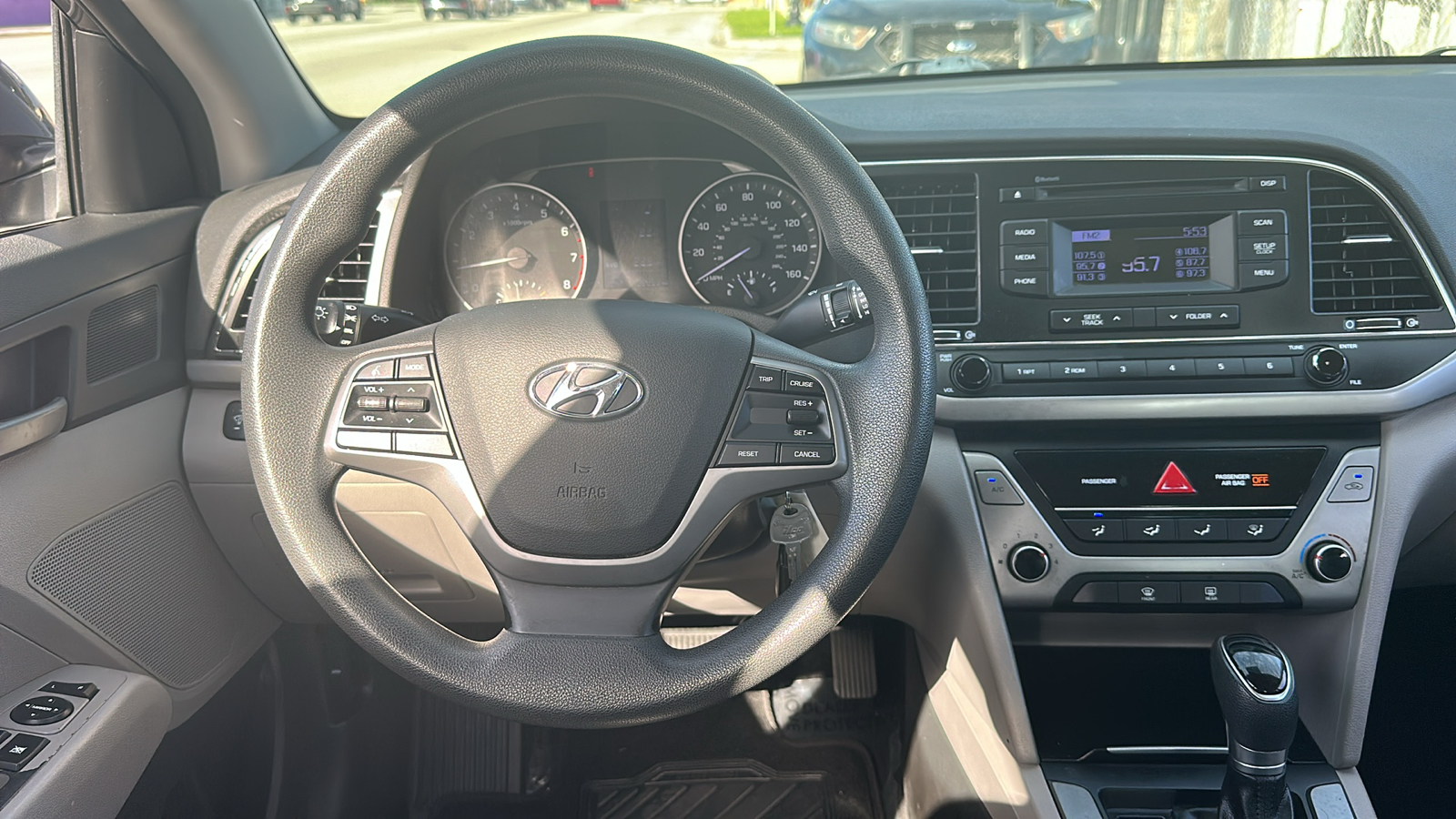 2018 Hyundai Elantra SE 19