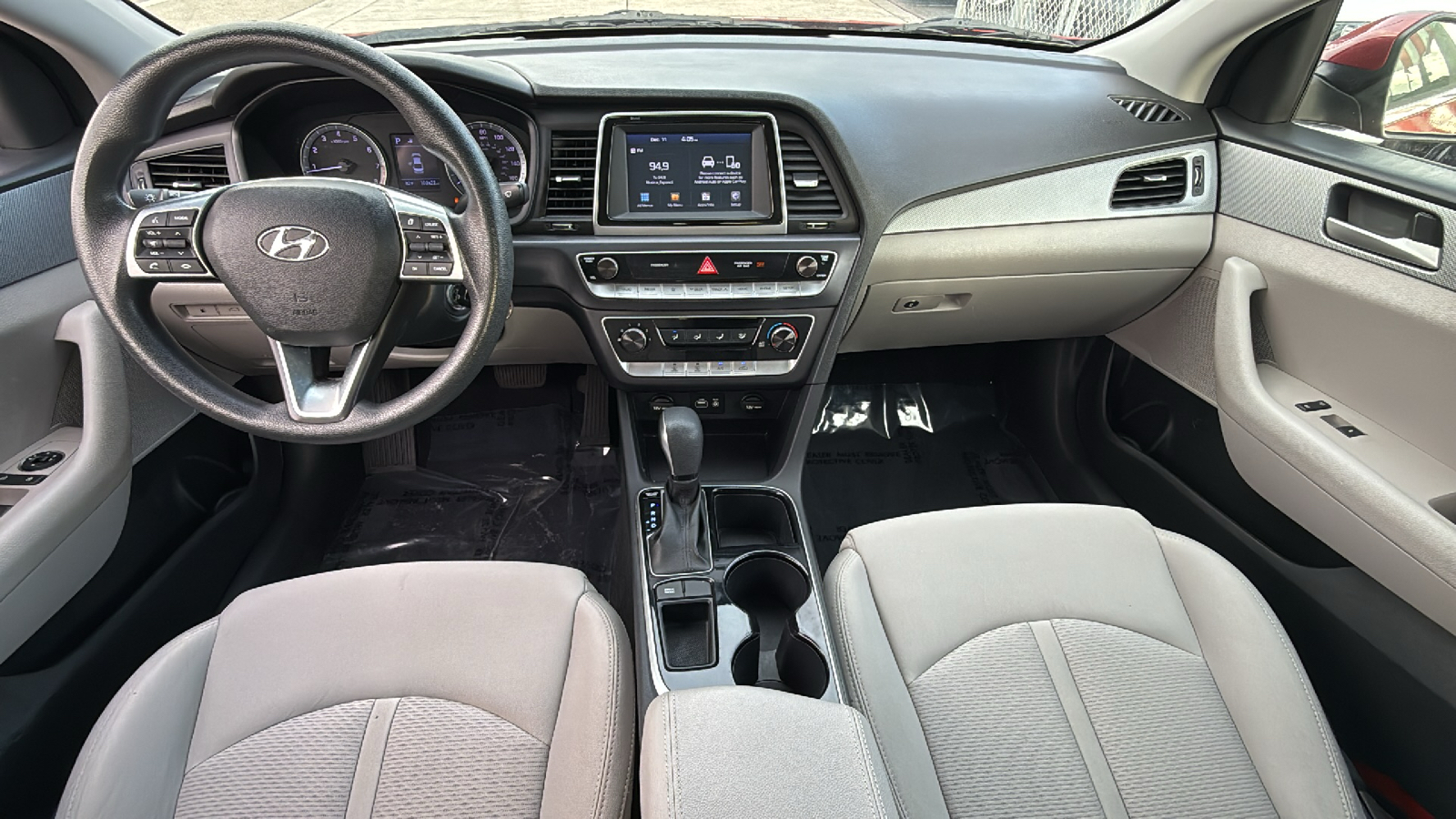 2019 Hyundai Sonata SE 18