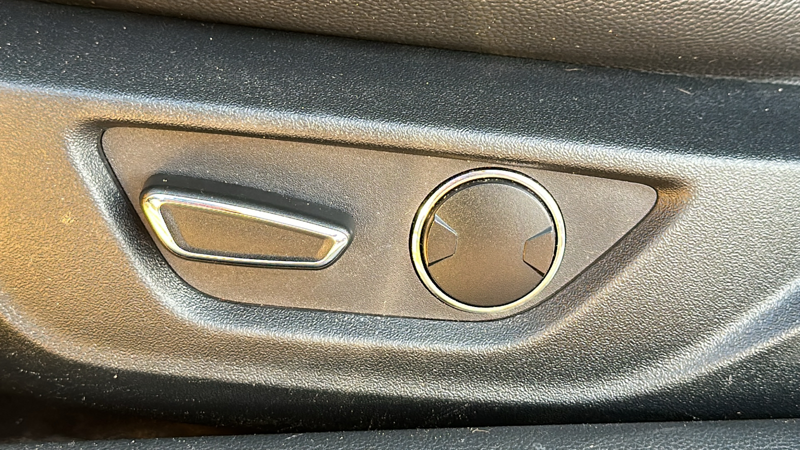 2015 Ford Mustang V6 12