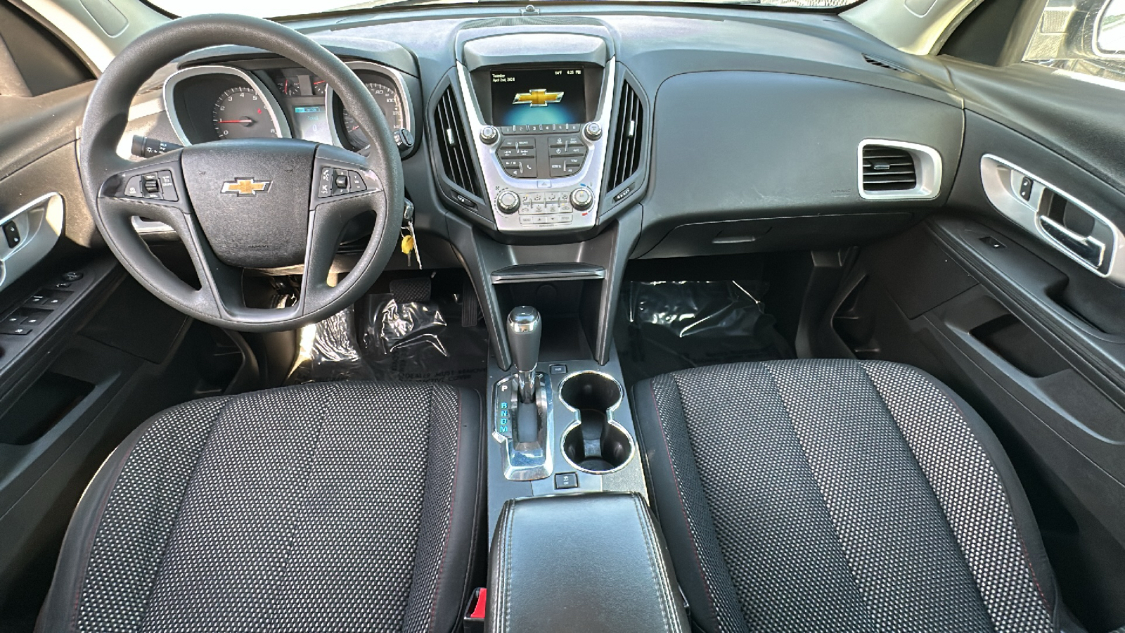 2017 Chevrolet Equinox LS 19