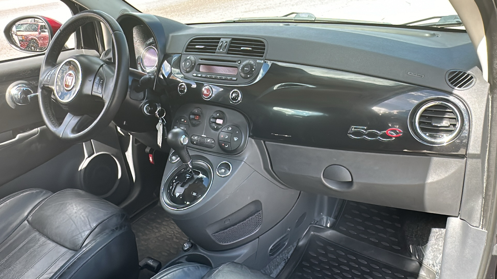 2012 Fiat 500c Lounge 29
