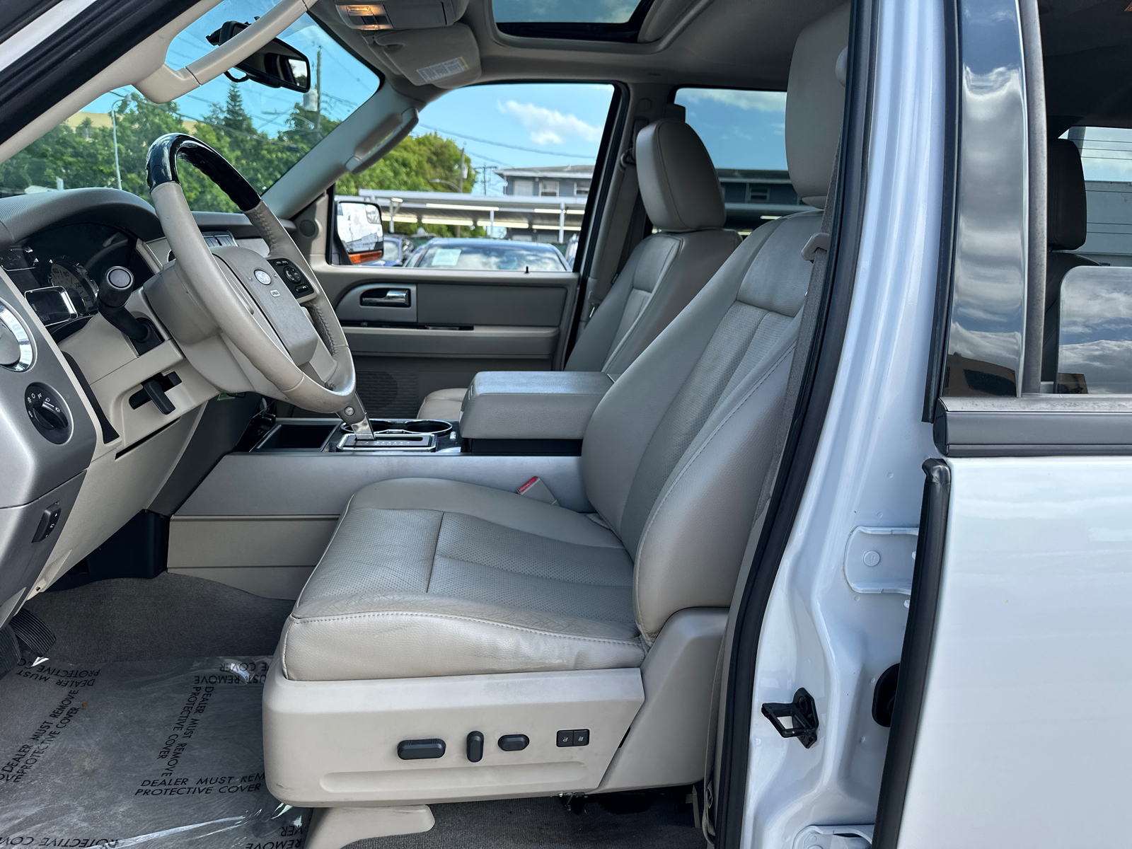 2013 Ford Expedition Limited 17