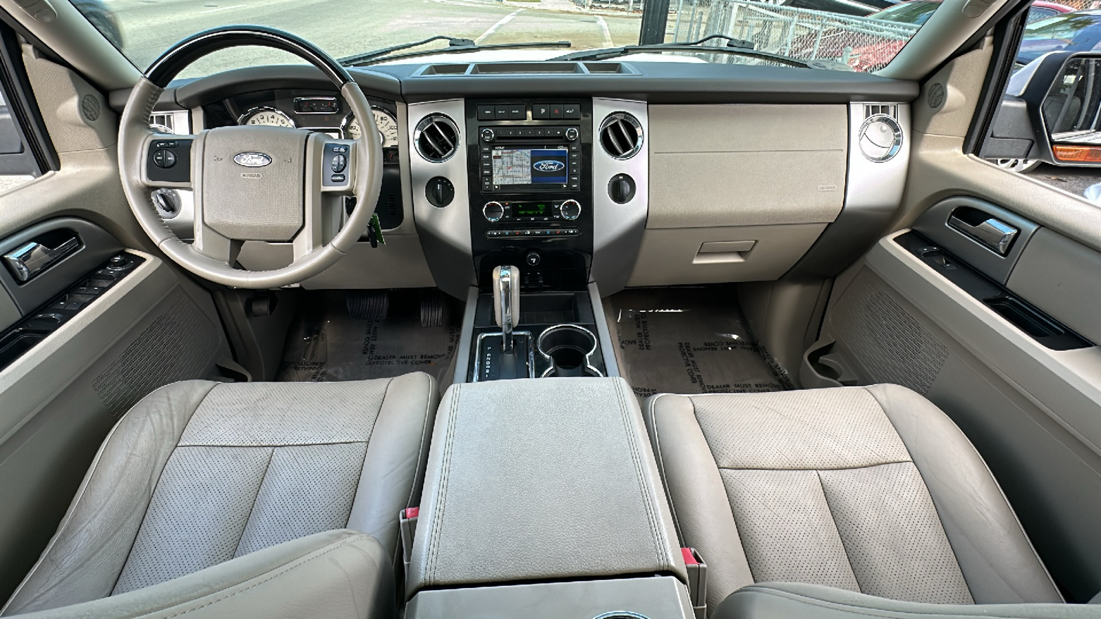 2013 Ford Expedition Limited 23