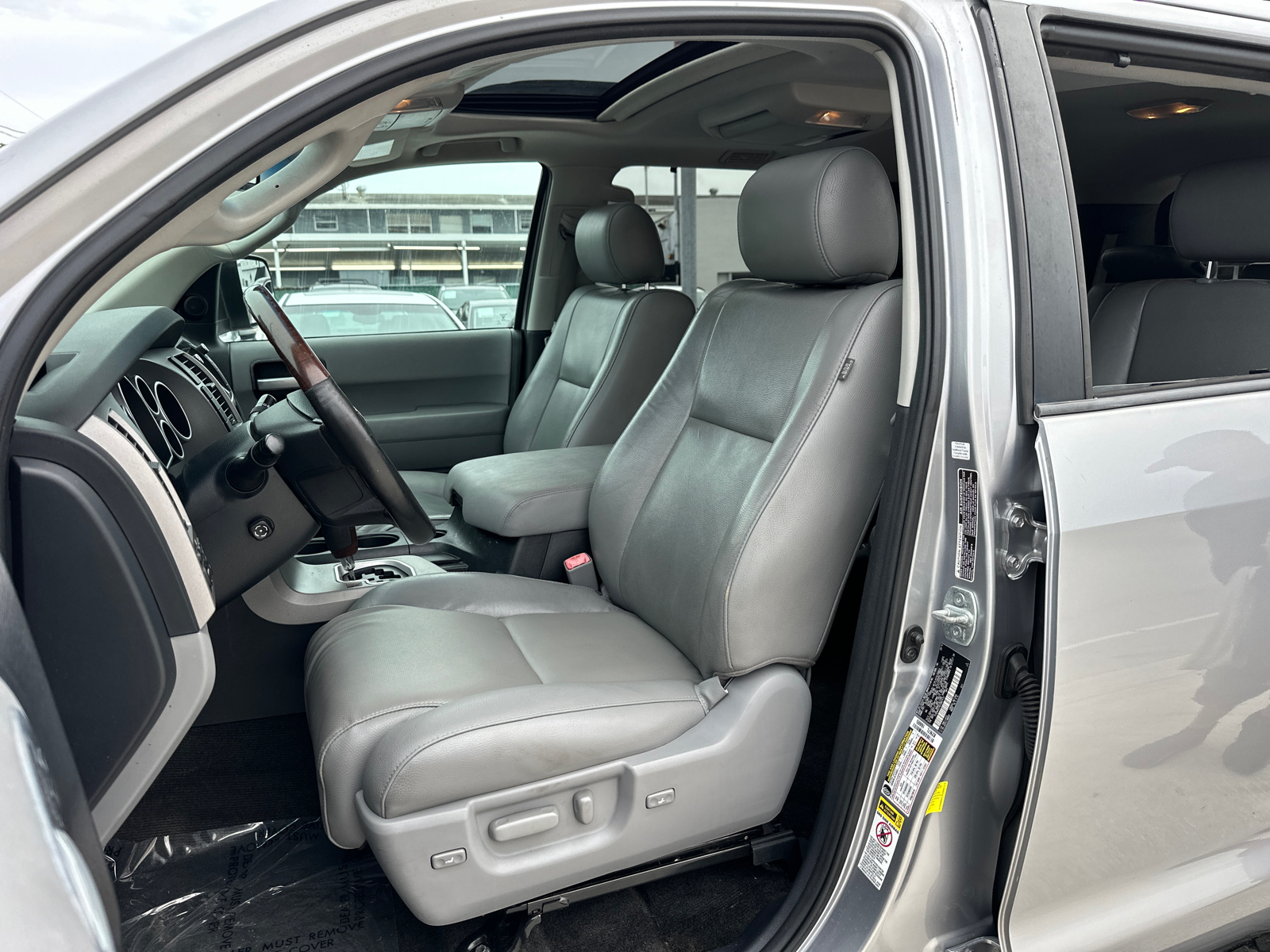 2012 Toyota Sequoia Platinum 15