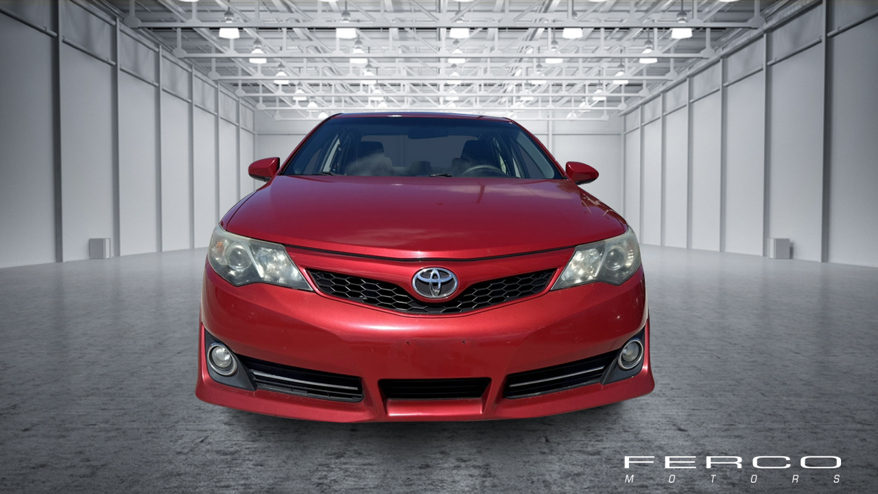 2013 Toyota Camry SE 8