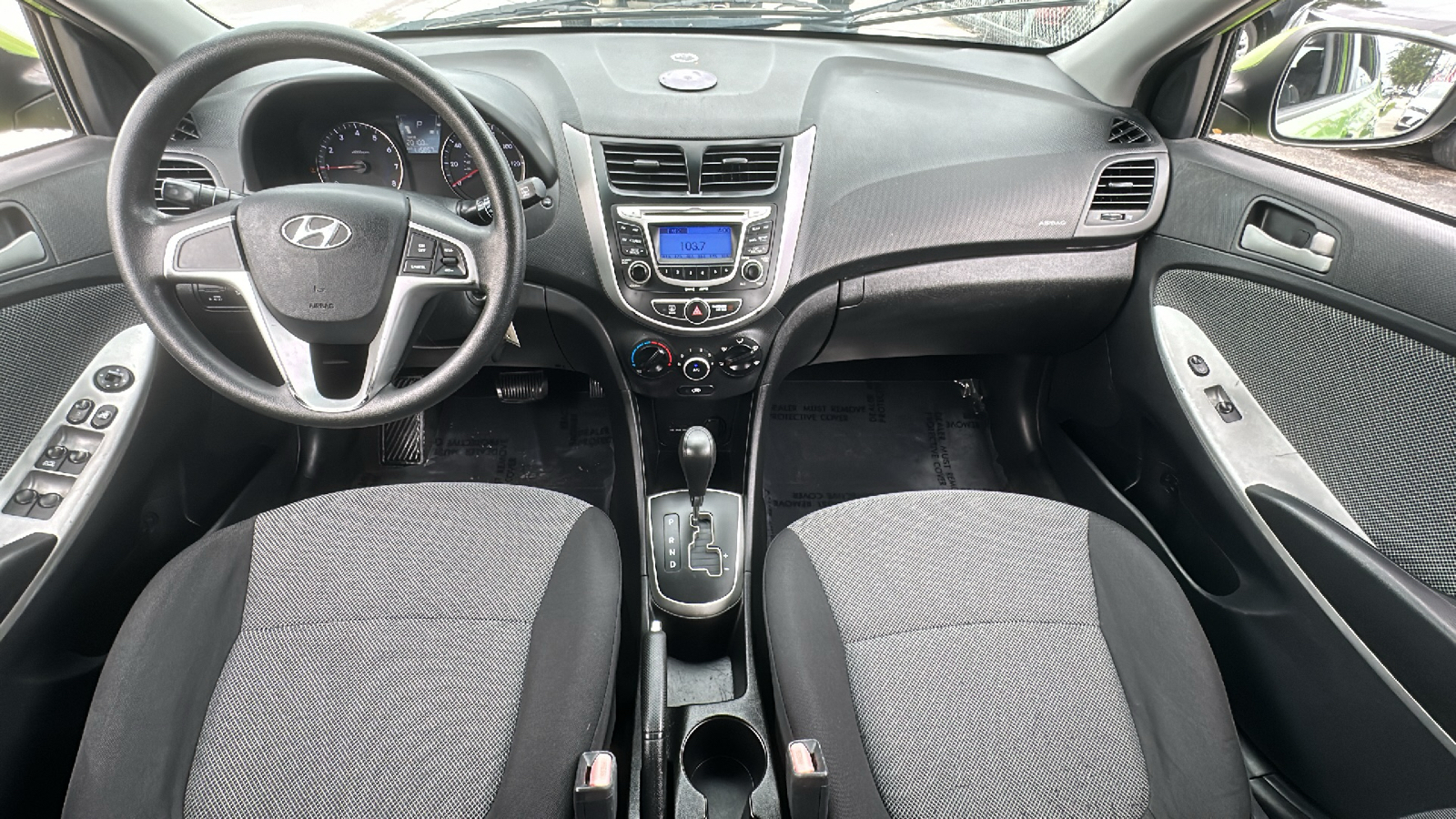 2012 Hyundai Accent GS 19