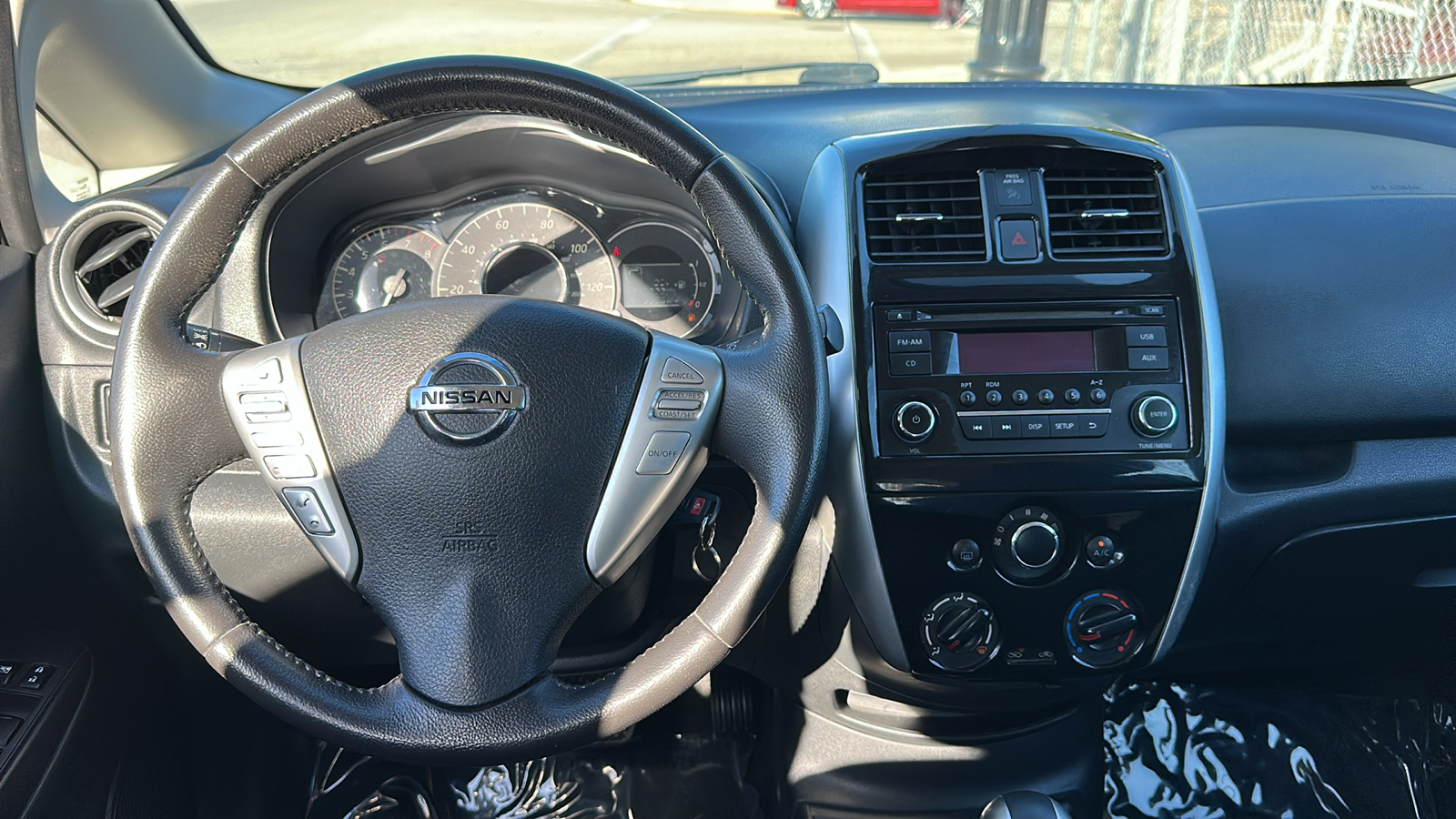 2015 Nissan Versa Note SV 22