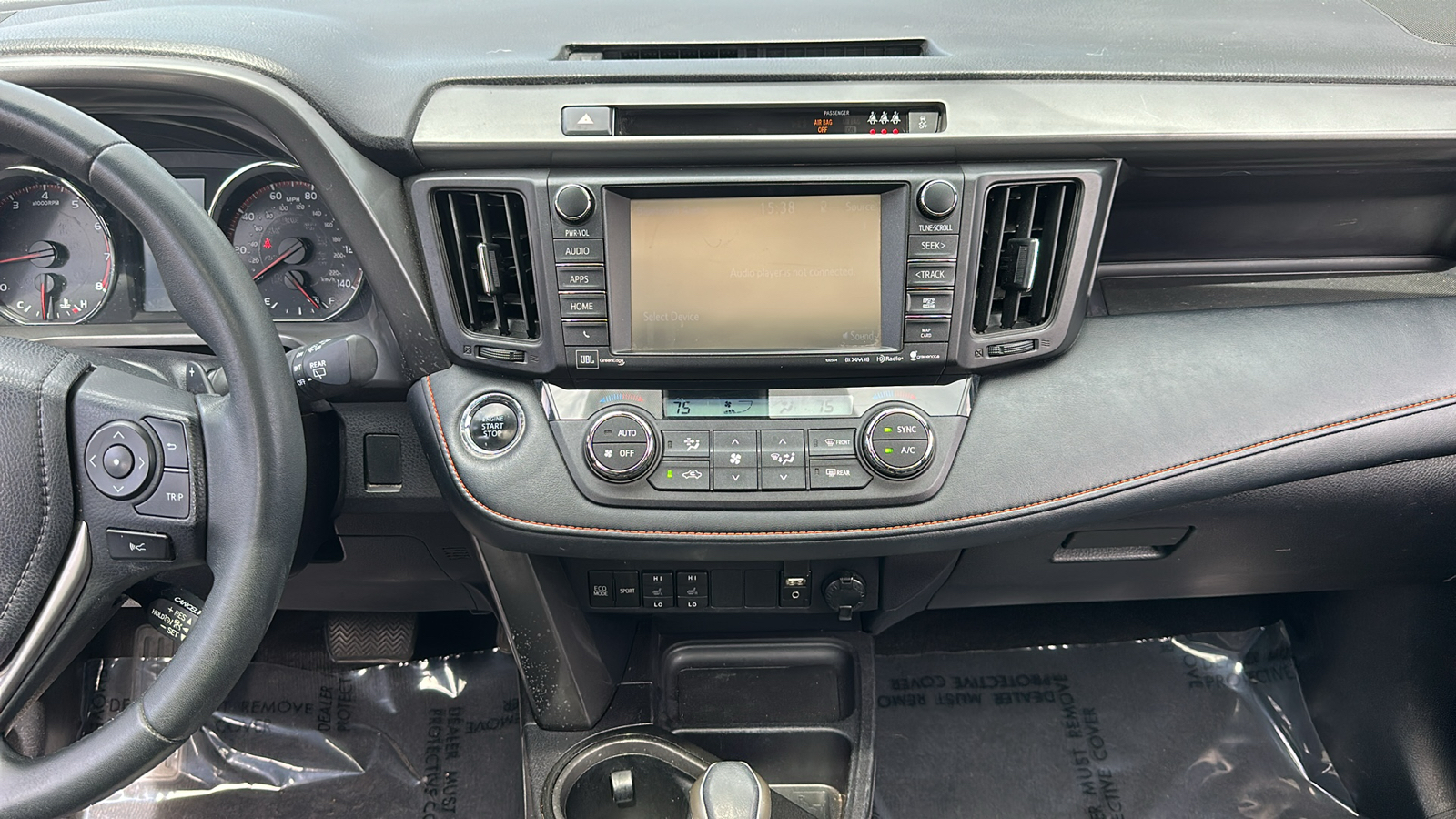 2018 Toyota RAV4 SE 26