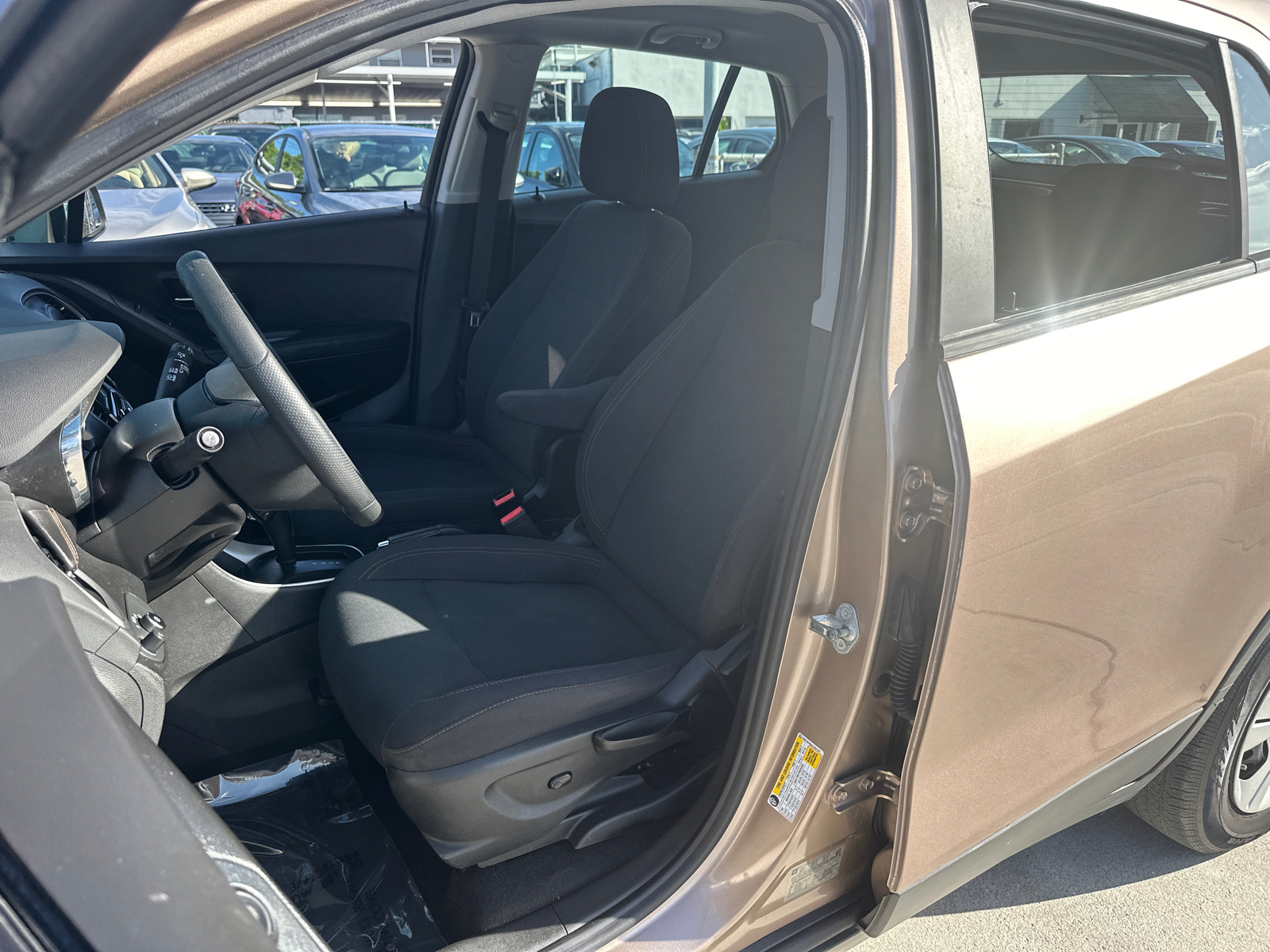2018 Chevrolet Trax LS 14