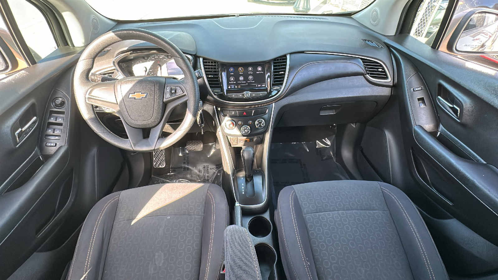 2018 Chevrolet Trax LS 19