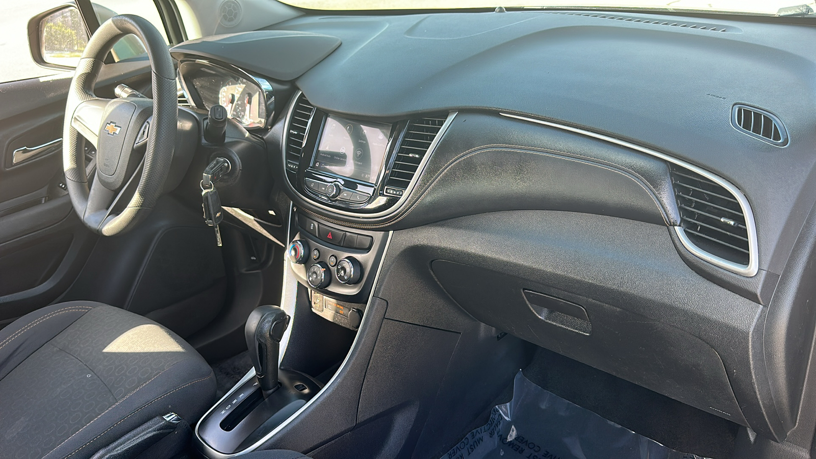 2018 Chevrolet Trax LS 31