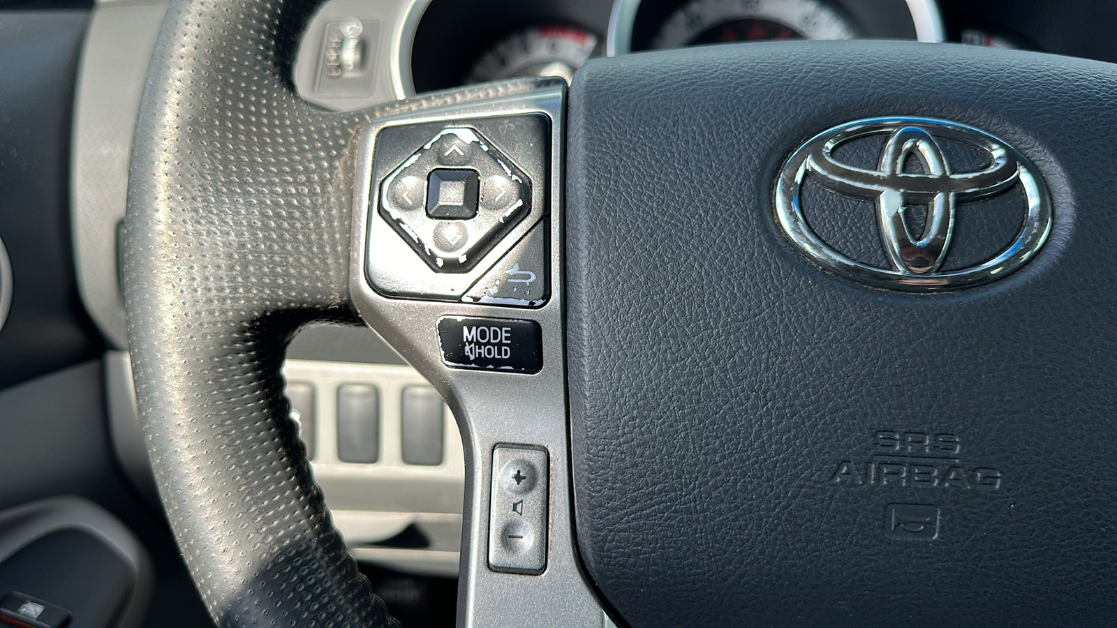 2014 Toyota Tacoma PreRunner 21