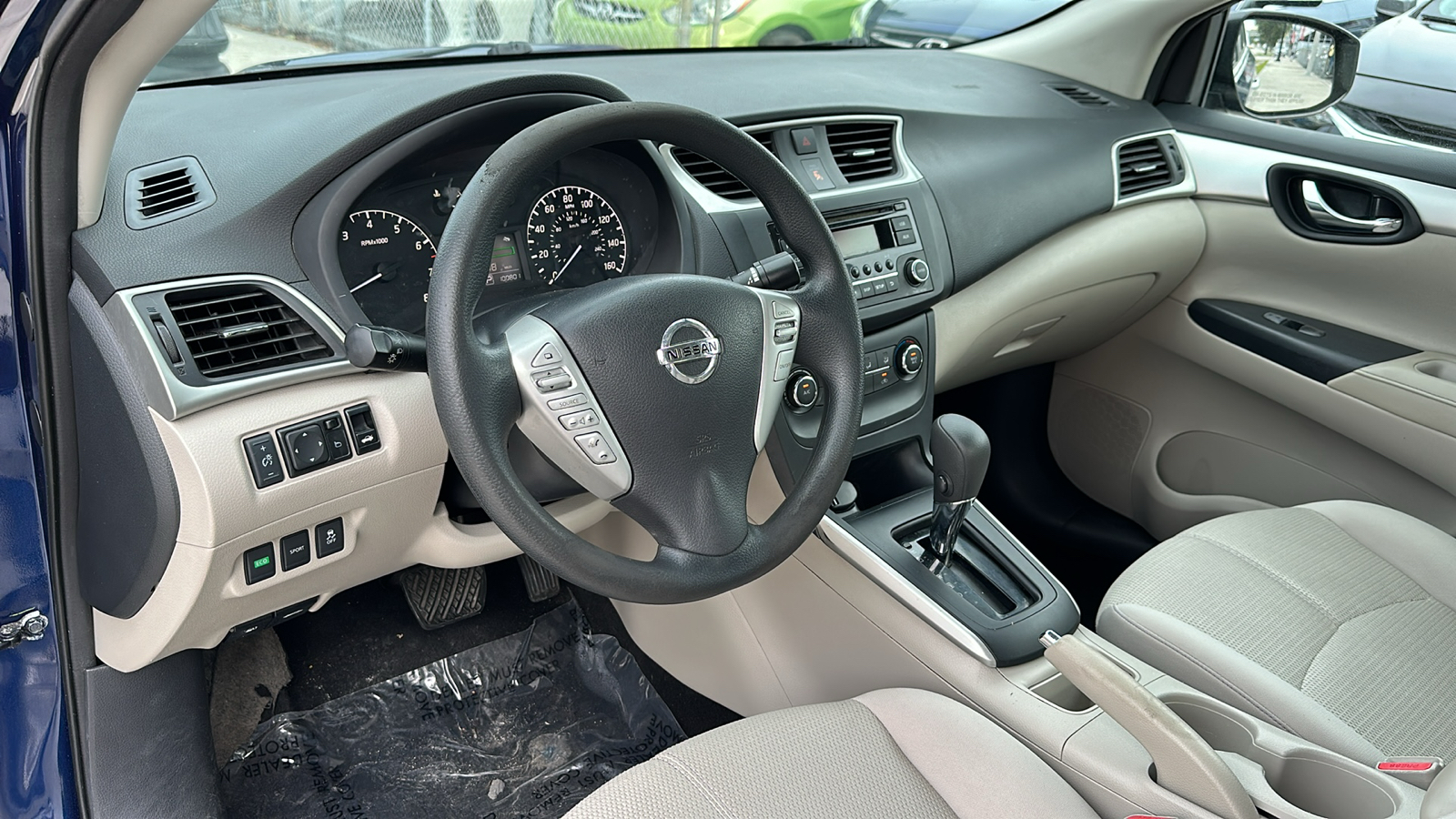 2016 Nissan Sentra S 16