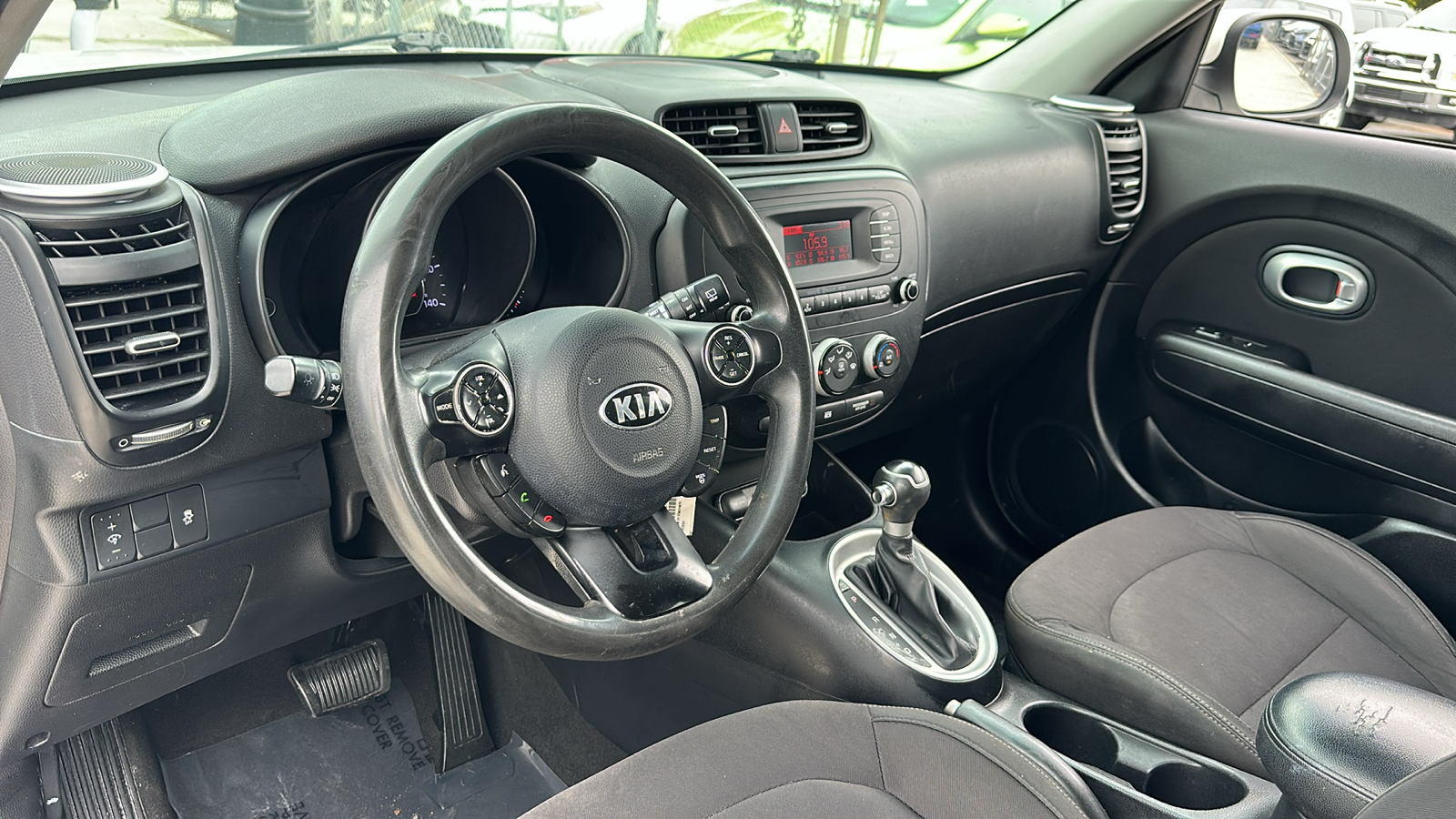 2015 Kia Soul Base 16