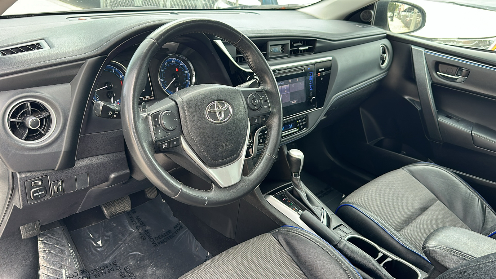 2017 Toyota Corolla SE 15