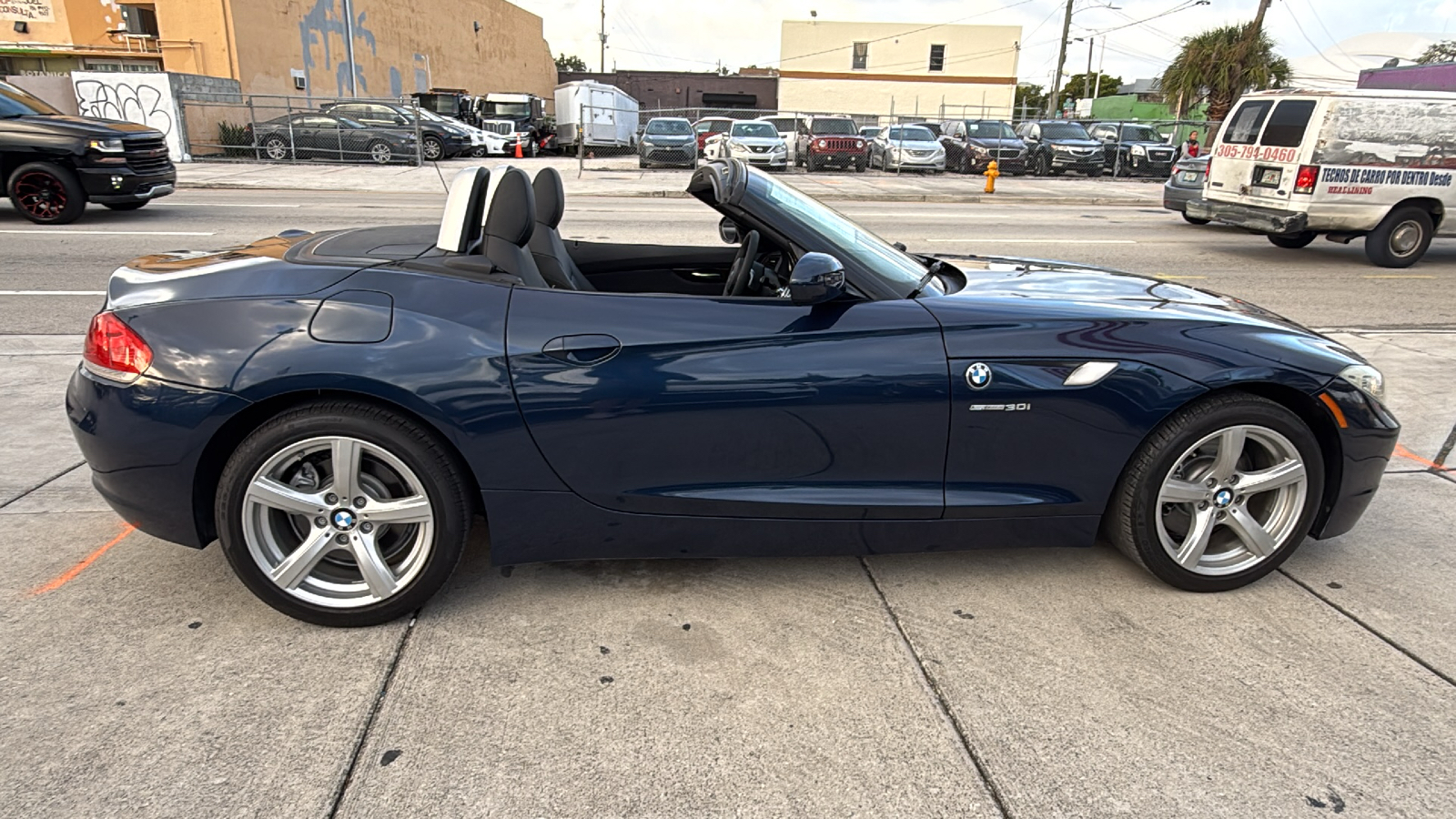 2009 BMW Z4 sDrive30i 32