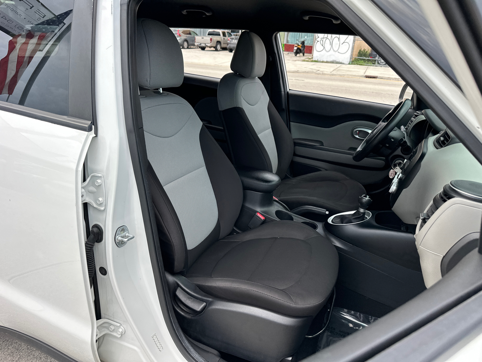 2018 Kia Soul Base 29