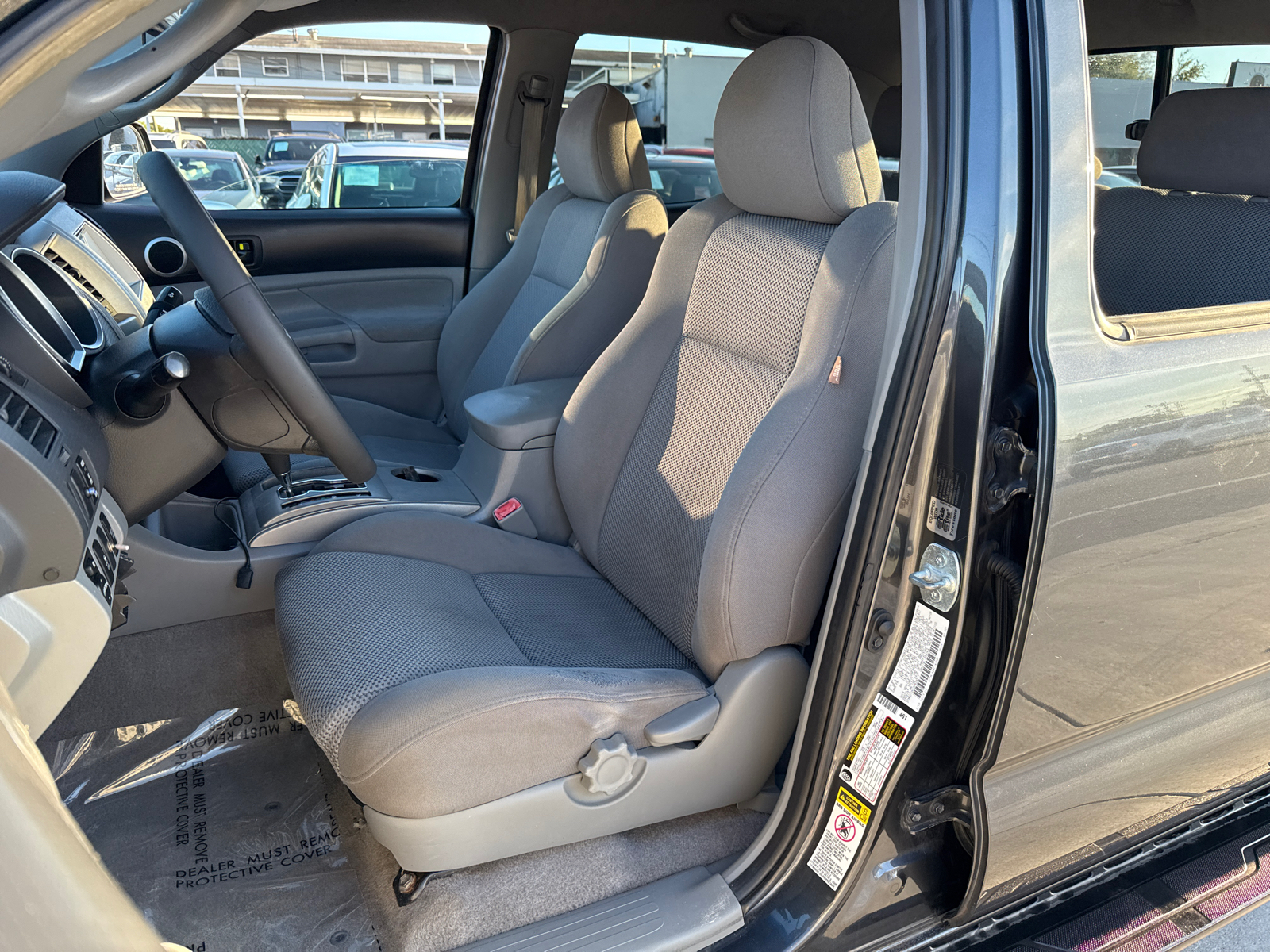 2009 Toyota Tacoma PreRunner 14