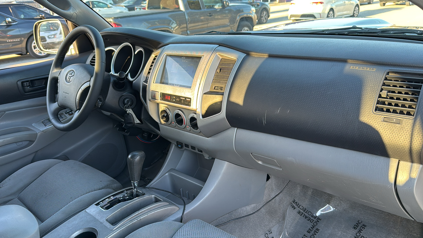 2009 Toyota Tacoma PreRunner 31