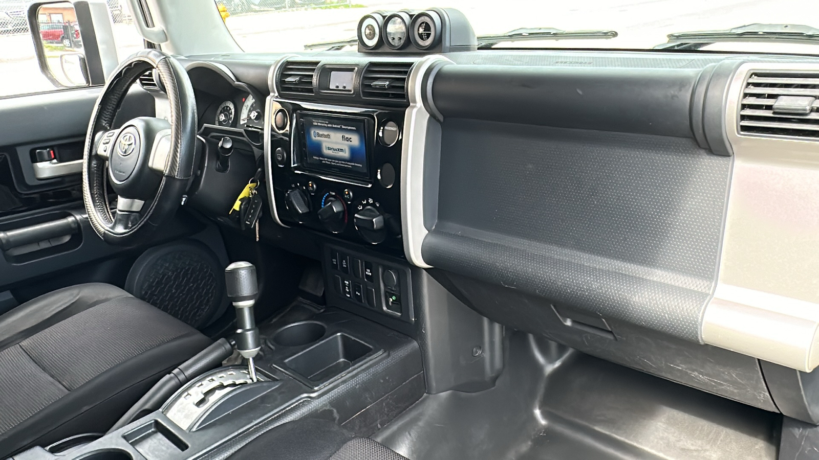 2008 Toyota FJ Cruiser Base 31