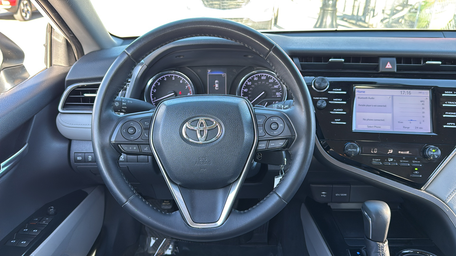 2019 Toyota Camry SE 20