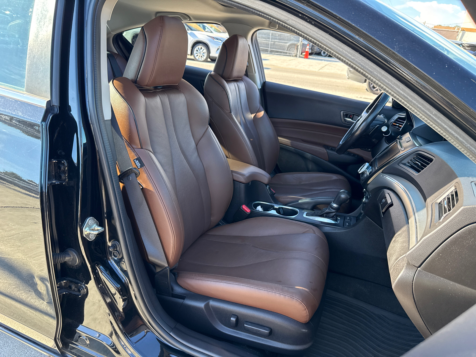 2019 Acura ILX Premium Package 33