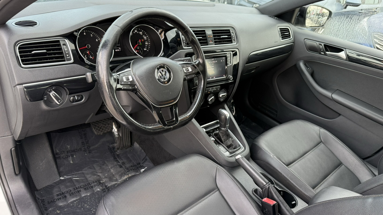 2018 Volkswagen Jetta 1.8T SE Sport 16