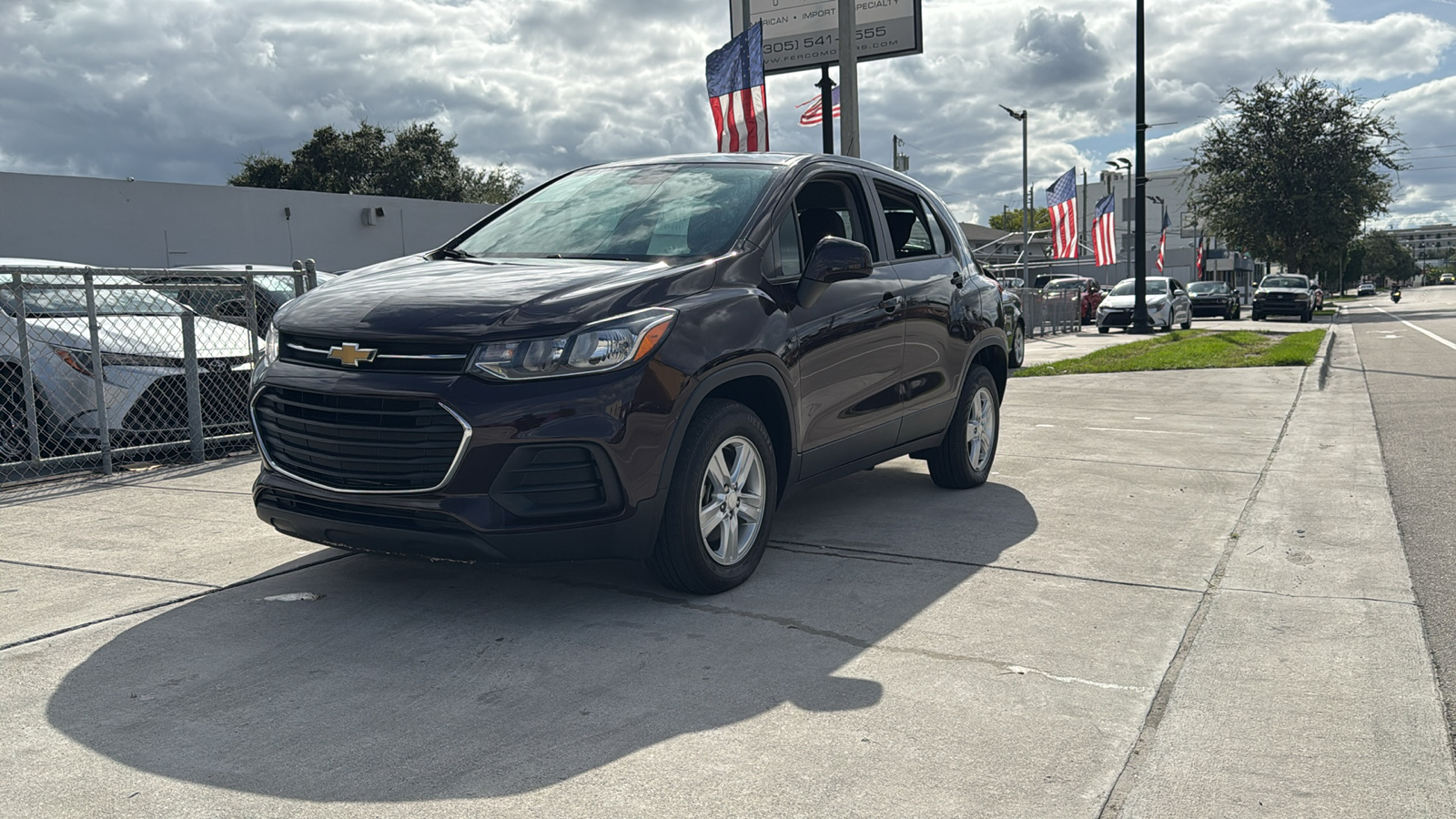 2021 Chevrolet Trax LS 2