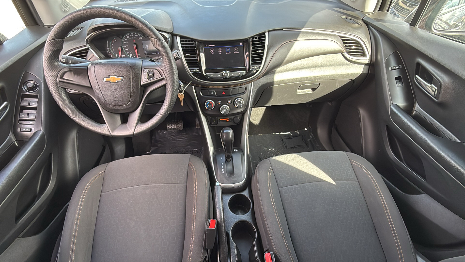 2021 Chevrolet Trax LS 20