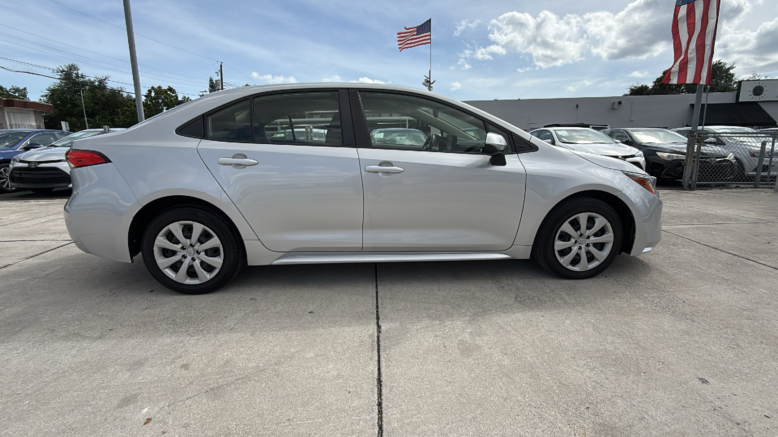 2022 Toyota Corolla LE 7