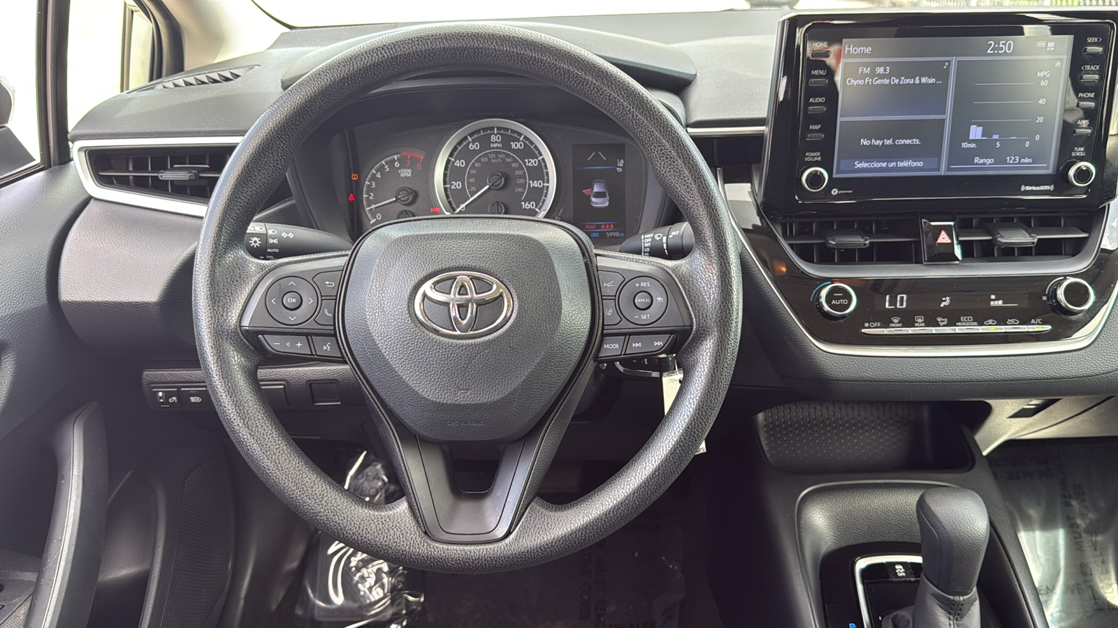 2022 Toyota Corolla LE 21