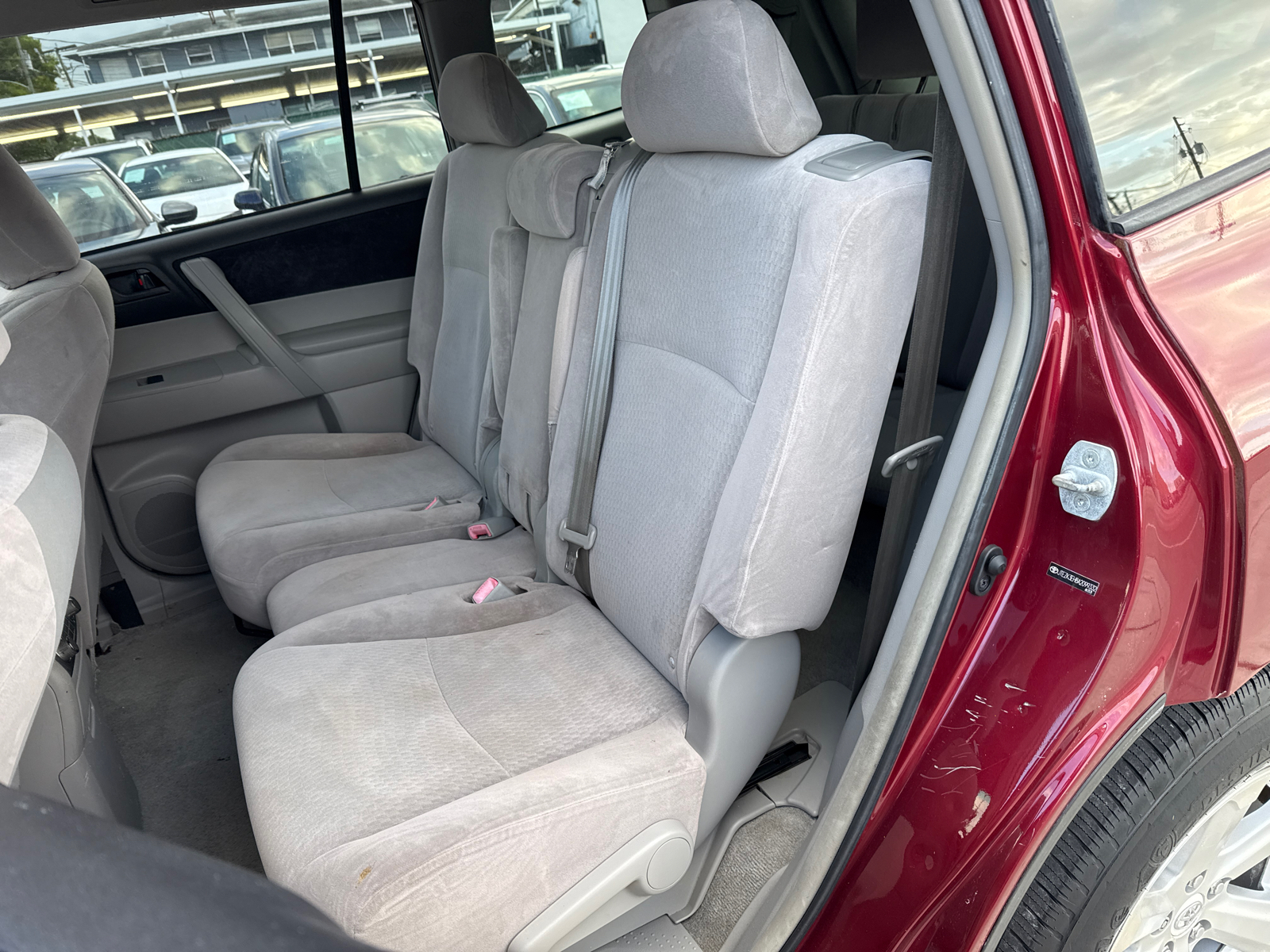 2010 Toyota Highlander Base 17