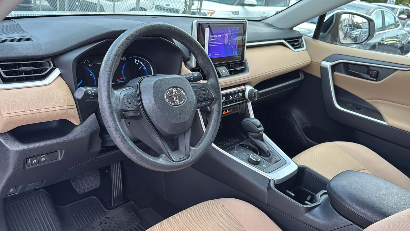 2024 Toyota RAV4 Hybrid LE 16