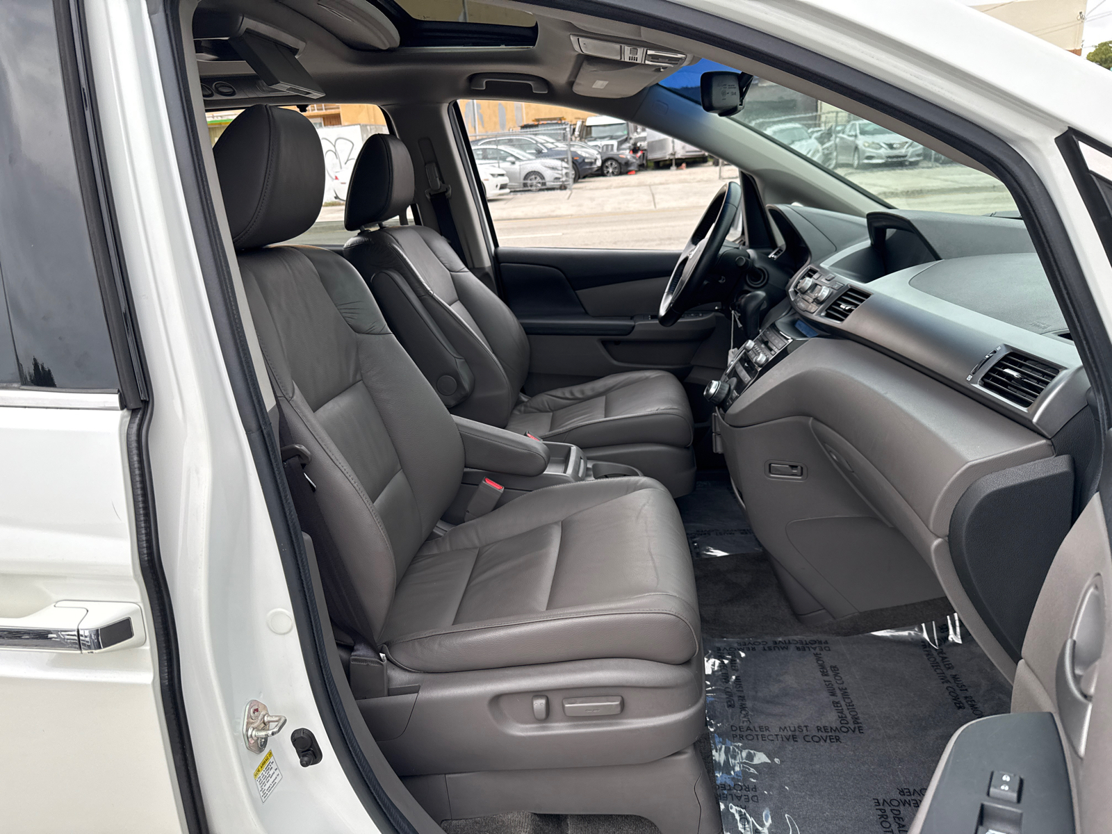 2012 Honda Odyssey Touring 36