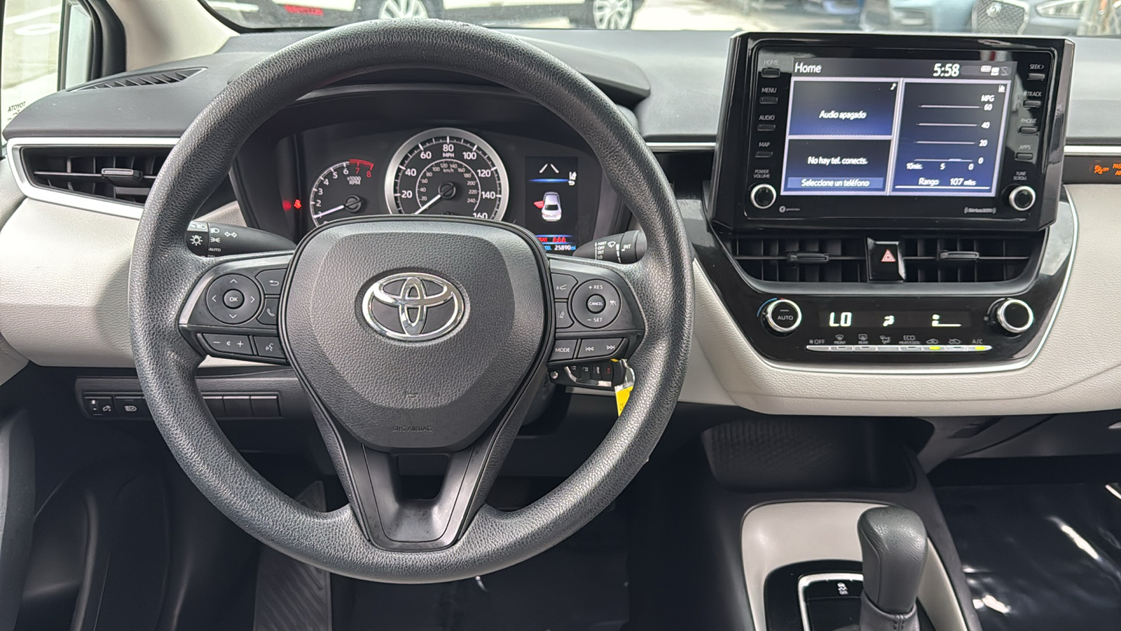 2022 Toyota Corolla LE 21