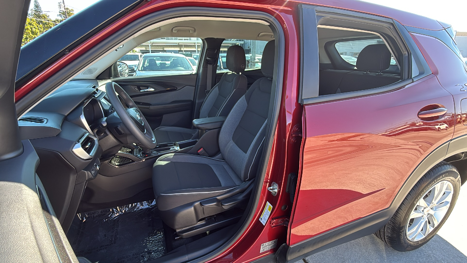 2021 Chevrolet TrailBlazer LS 14